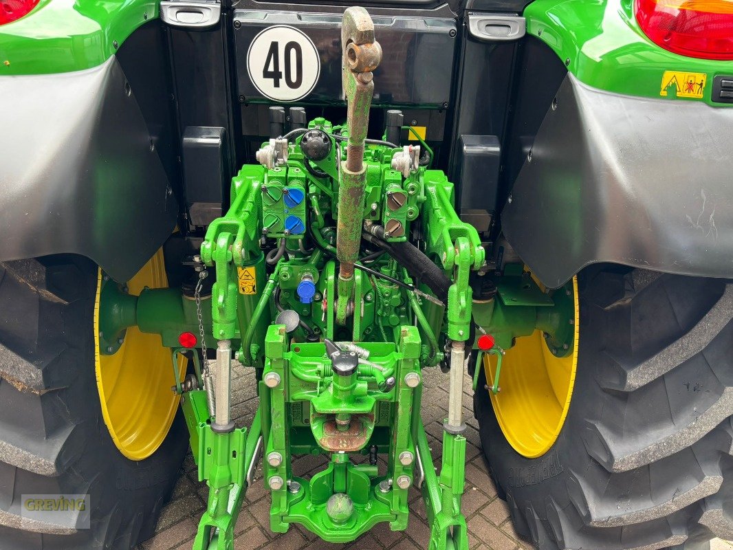 Traktor des Typs John Deere 6110M, Gebrauchtmaschine in Ahaus (Bild 8)