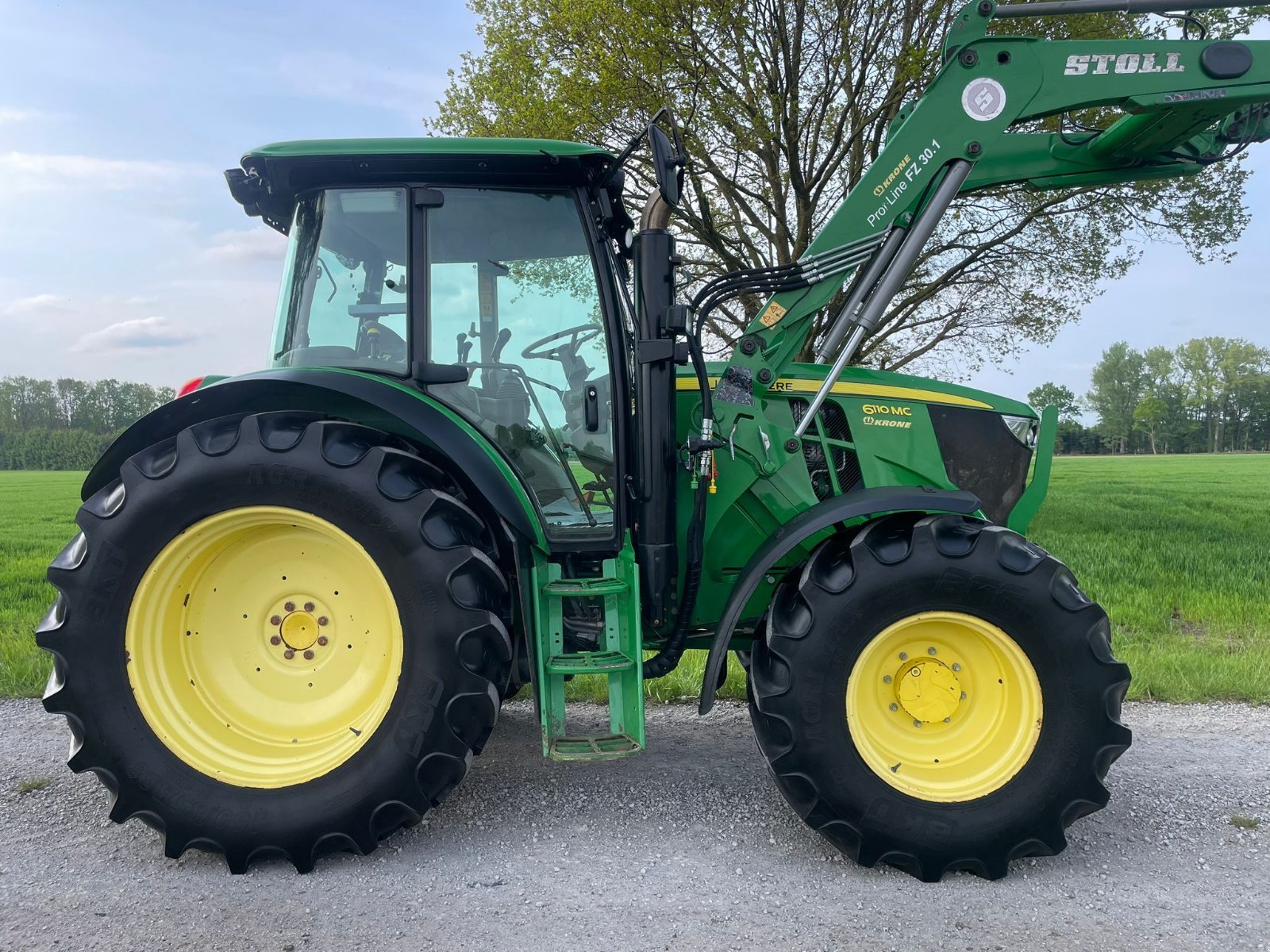 Traktor del tipo John Deere 6110MC, Gebrauchtmaschine en Dinklage (Imagen 3)