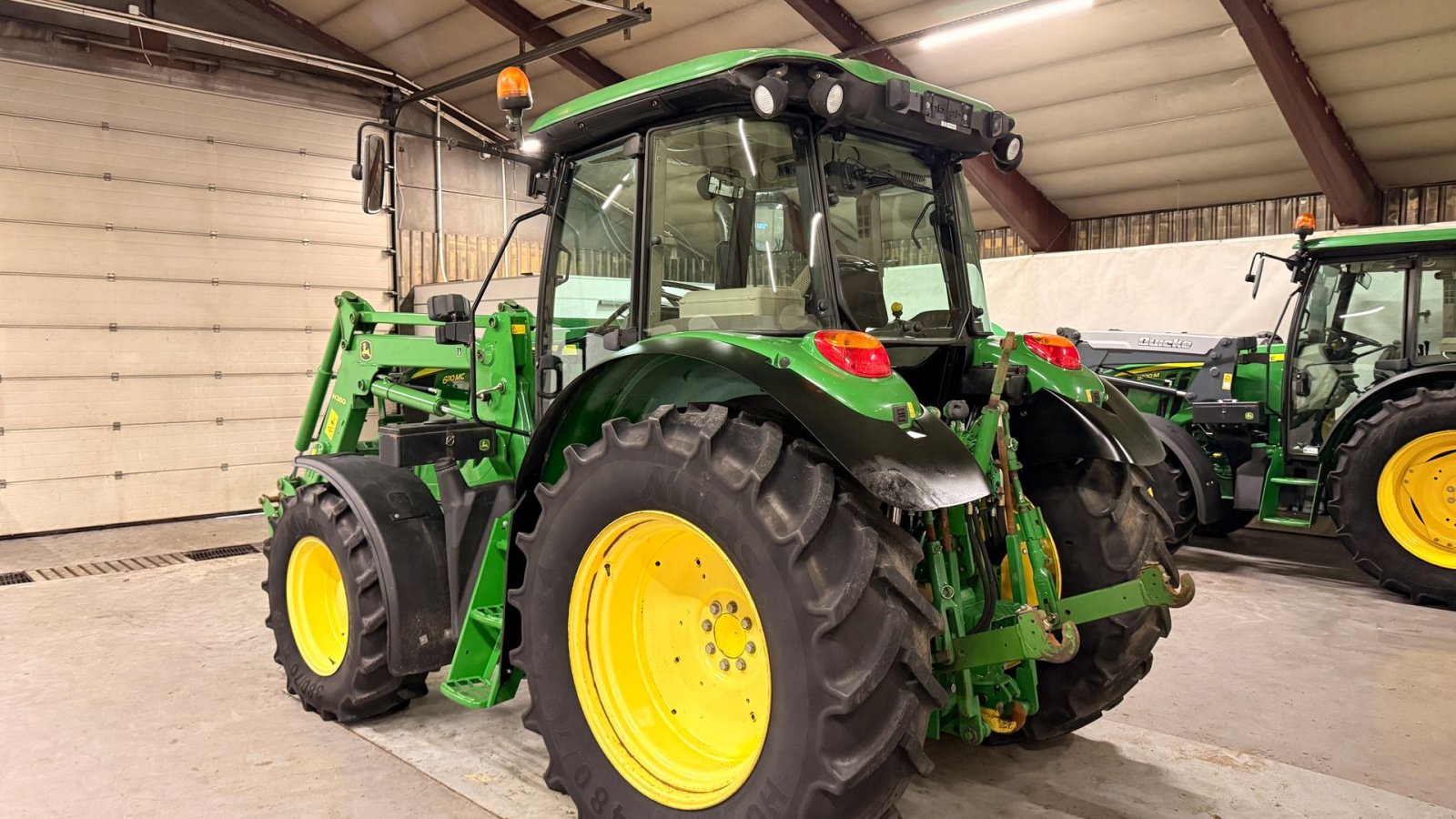 Traktor des Typs John Deere 6110MC, Gebrauchtmaschine in Ølen (Bild 3)