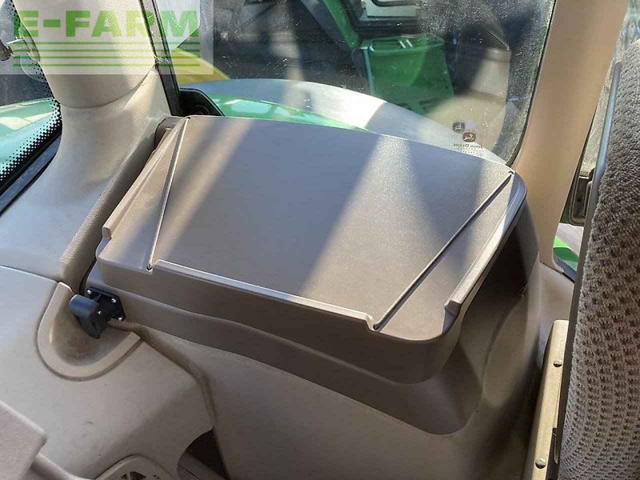 Traktor van het type John Deere 6110r #59624, Gebrauchtmaschine in STEENBERGEN (Foto 16)