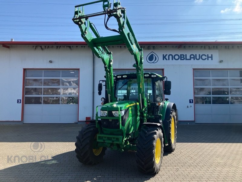Traktor типа John Deere 6110R, Gebrauchtmaschine в Stockach