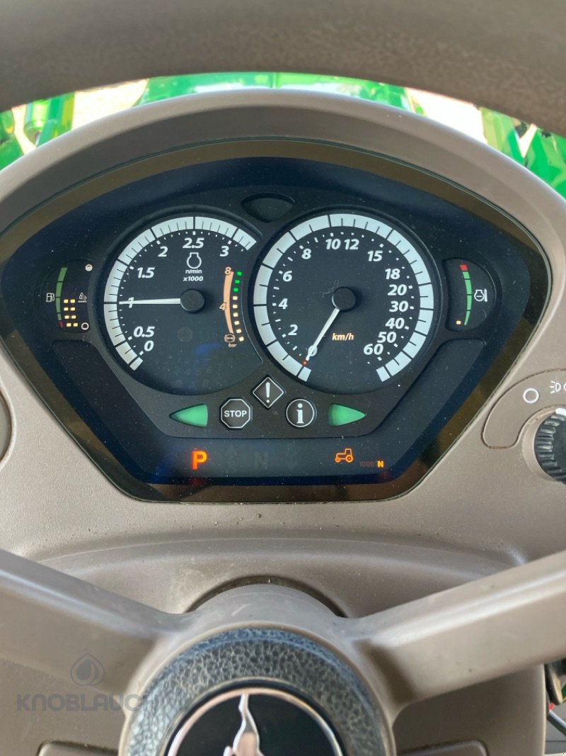 Traktor Türe ait John Deere 6110R, Gebrauchtmaschine içinde Stockach (resim 12)