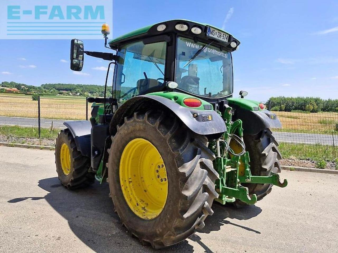 Traktor del tipo John Deere 6110r, Gebrauchtmaschine en SV. TROJIC (Imagen 4)