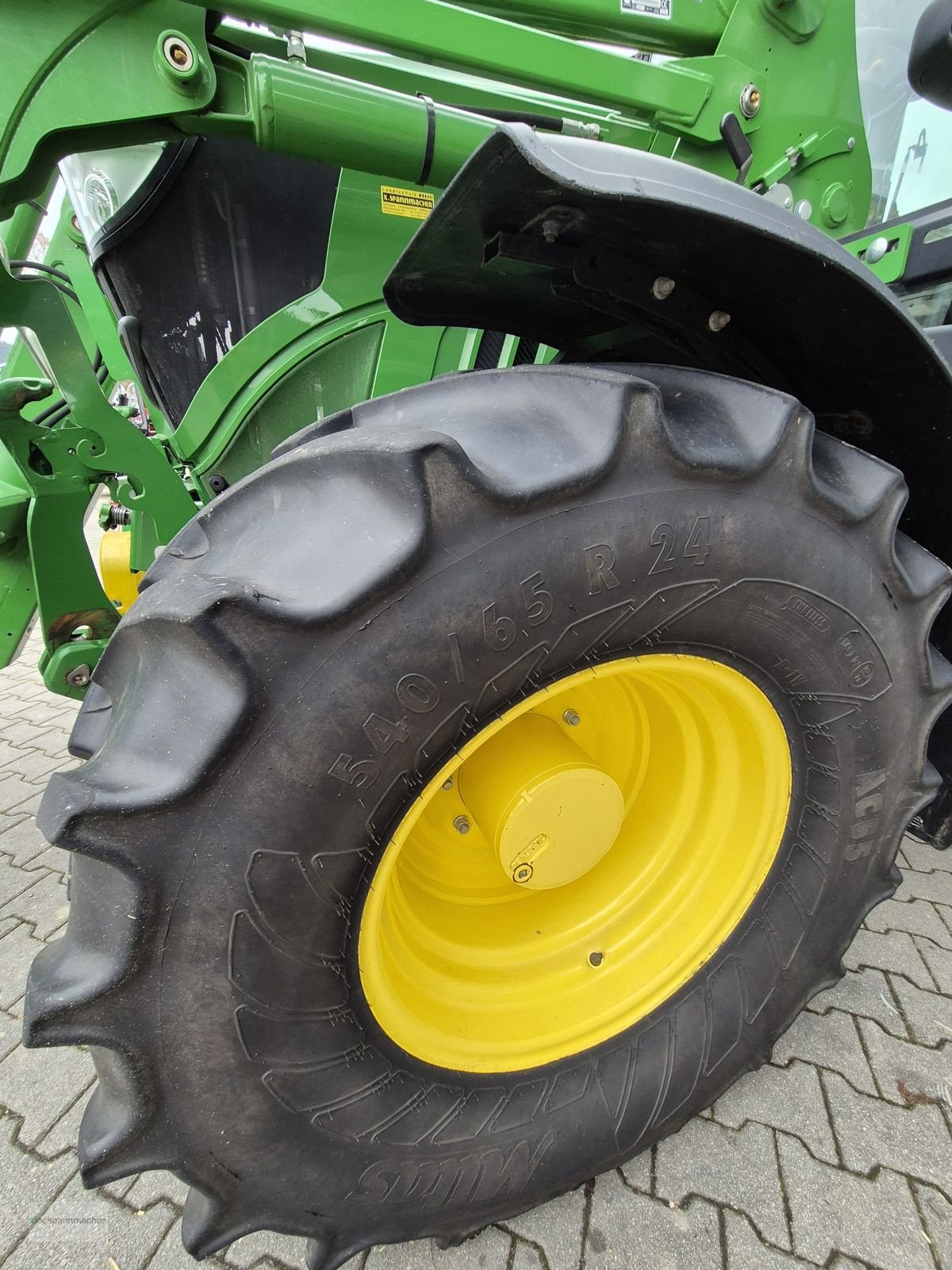 Traktor typu John Deere 6110R, Gebrauchtmaschine v Auerbach (Obrázek 12)