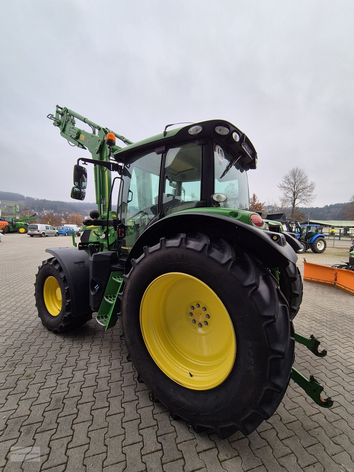Traktor typu John Deere 6110R, Gebrauchtmaschine v Auerbach (Obrázek 7)
