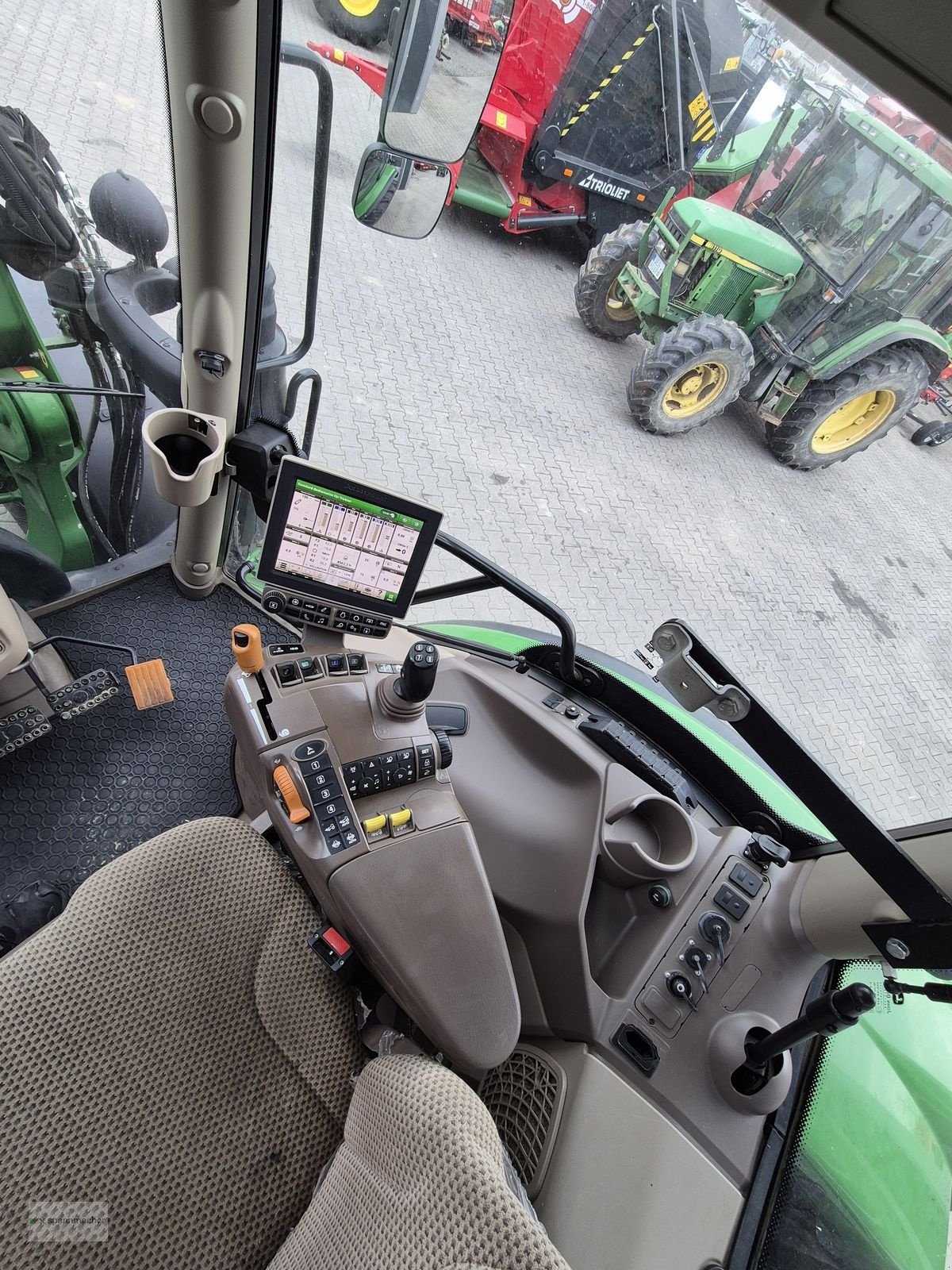 Traktor typu John Deere 6110R, Gebrauchtmaschine v Auerbach (Obrázek 15)