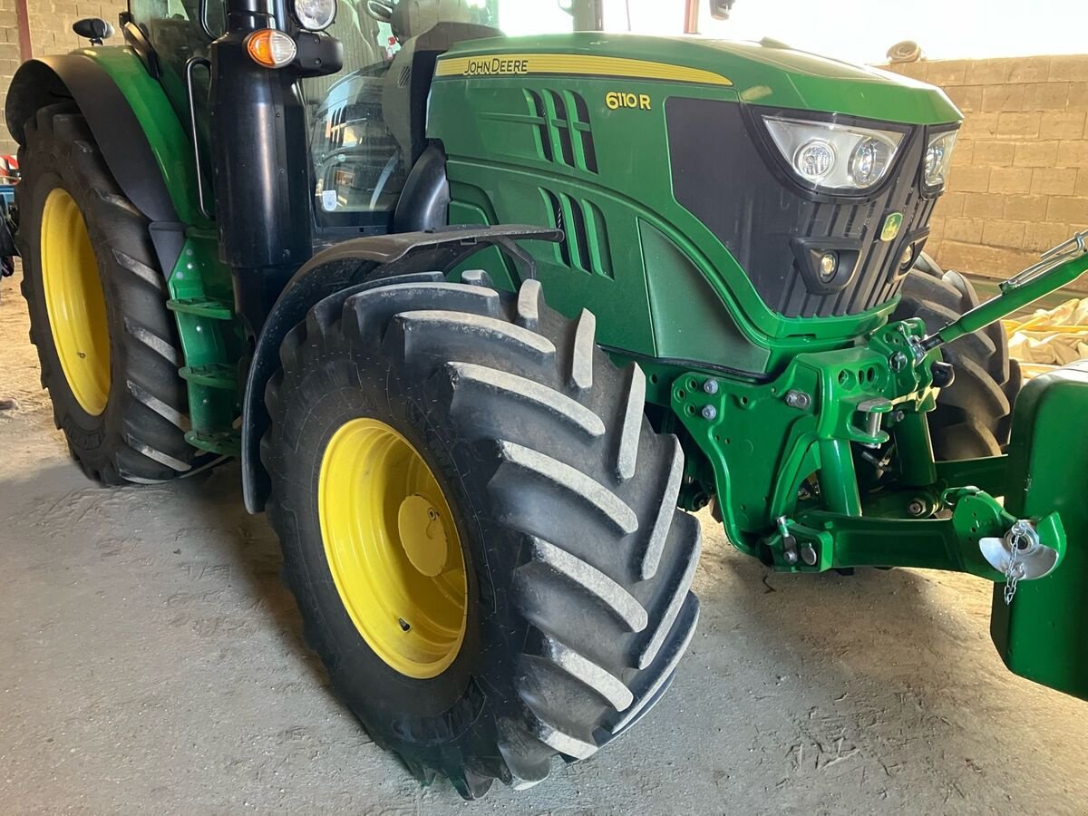 Traktor Türe ait John Deere 6110R, Gebrauchtmaschine içinde Zwettl (resim 23)