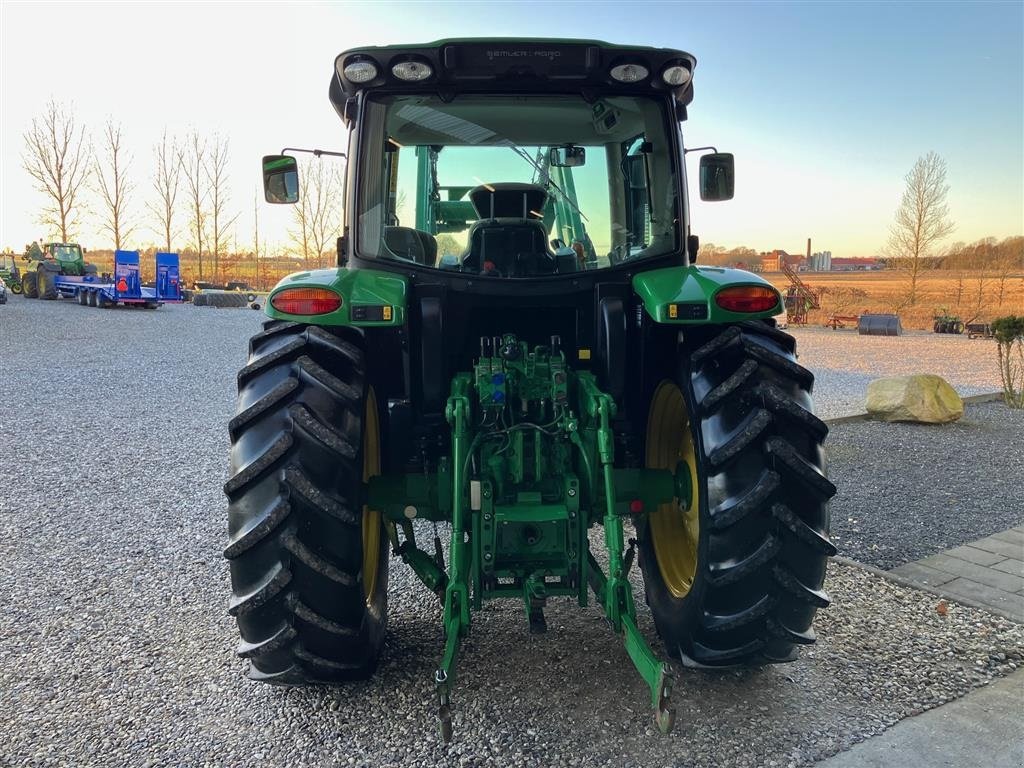 Traktor del tipo John Deere 6115R med John Deere H310 frontlæsser, Gebrauchtmaschine In Thorsø (Immagine 11)