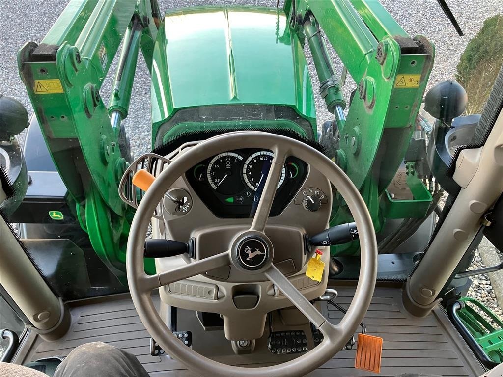 Traktor del tipo John Deere 6115R med John Deere H310 frontlæsser, Gebrauchtmaschine In Thorsø (Immagine 25)