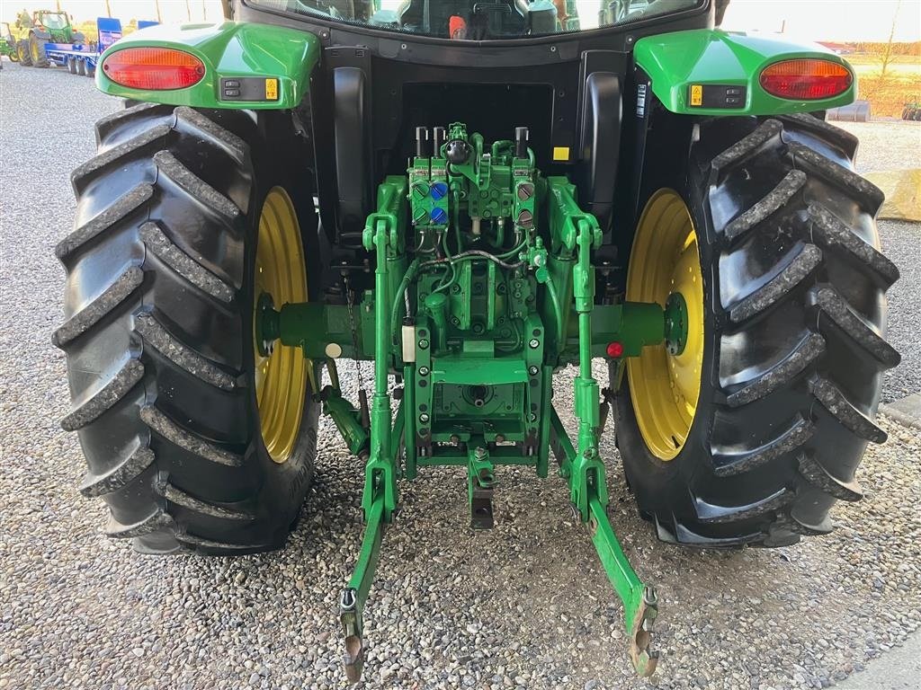 Traktor del tipo John Deere 6115R med John Deere H310 frontlæsser, Gebrauchtmaschine In Thorsø (Immagine 13)