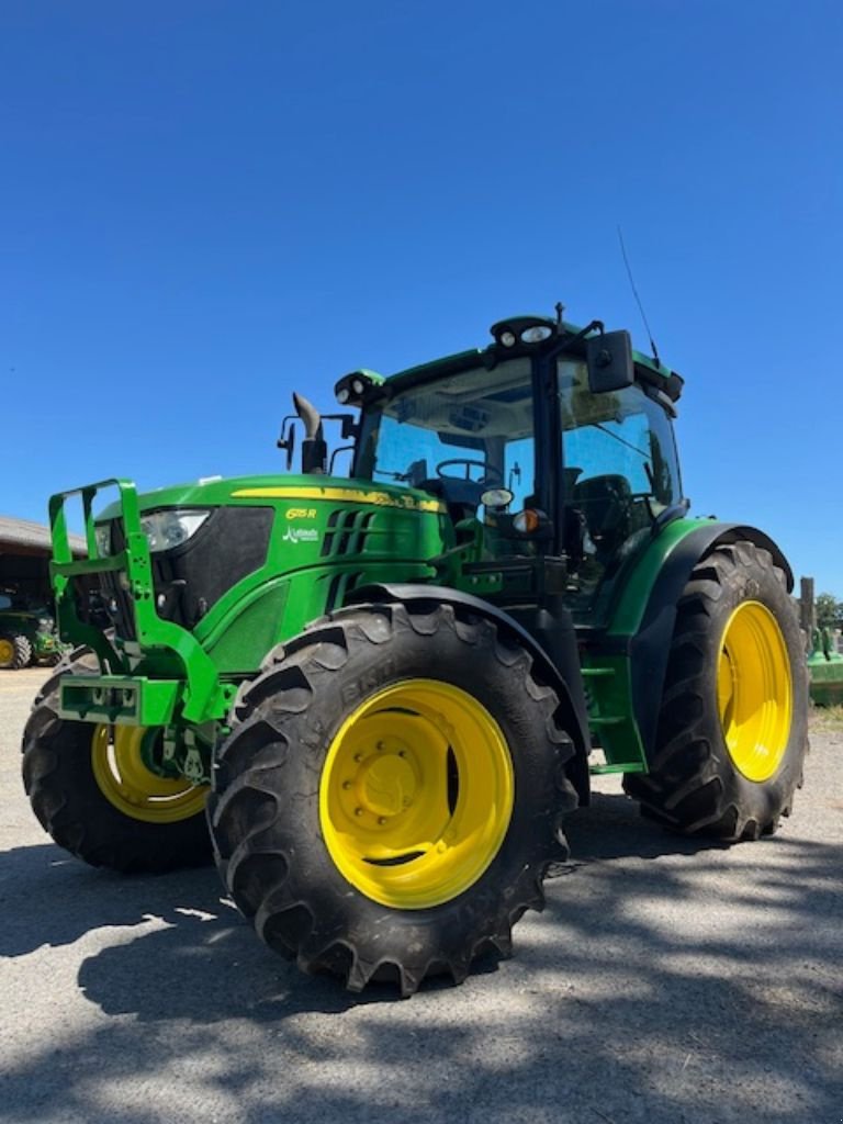 Traktor типа John Deere 6115R, Gebrauchtmaschine в SAINTENY (Фотография 2)