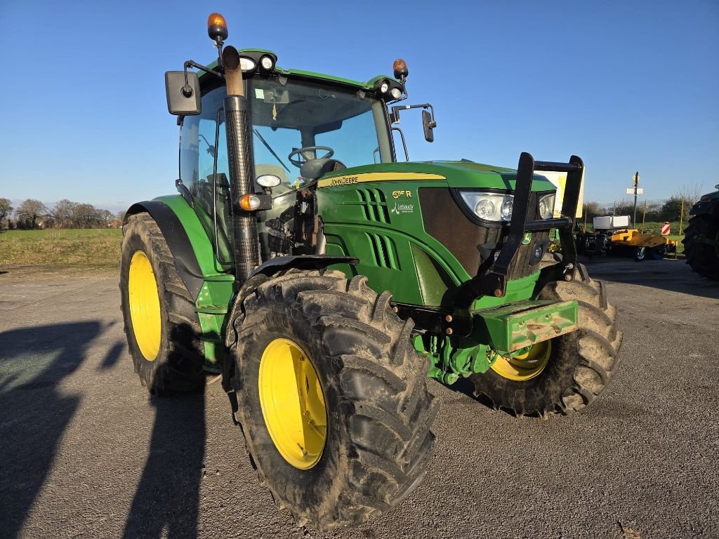 Traktor typu John Deere 6115R, Gebrauchtmaschine w SAINTENY (Zdjęcie 2)