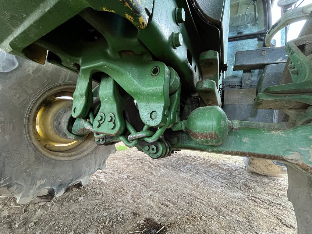 Traktor of the type John Deere 6115R, Gebrauchtmaschine in JOSSELIN (Picture 10)