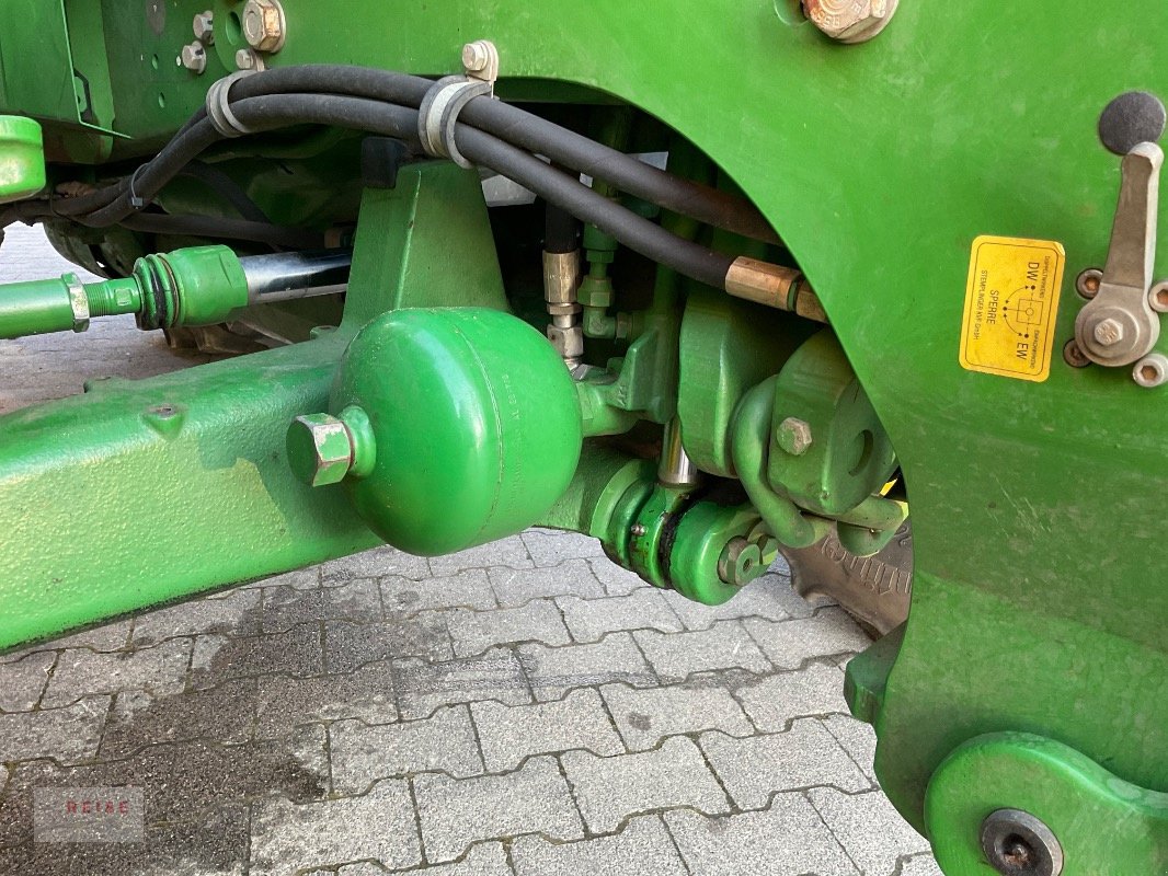 Traktor от тип John Deere 6115R, Gebrauchtmaschine в Lippetal / Herzfeld (Снимка 12)