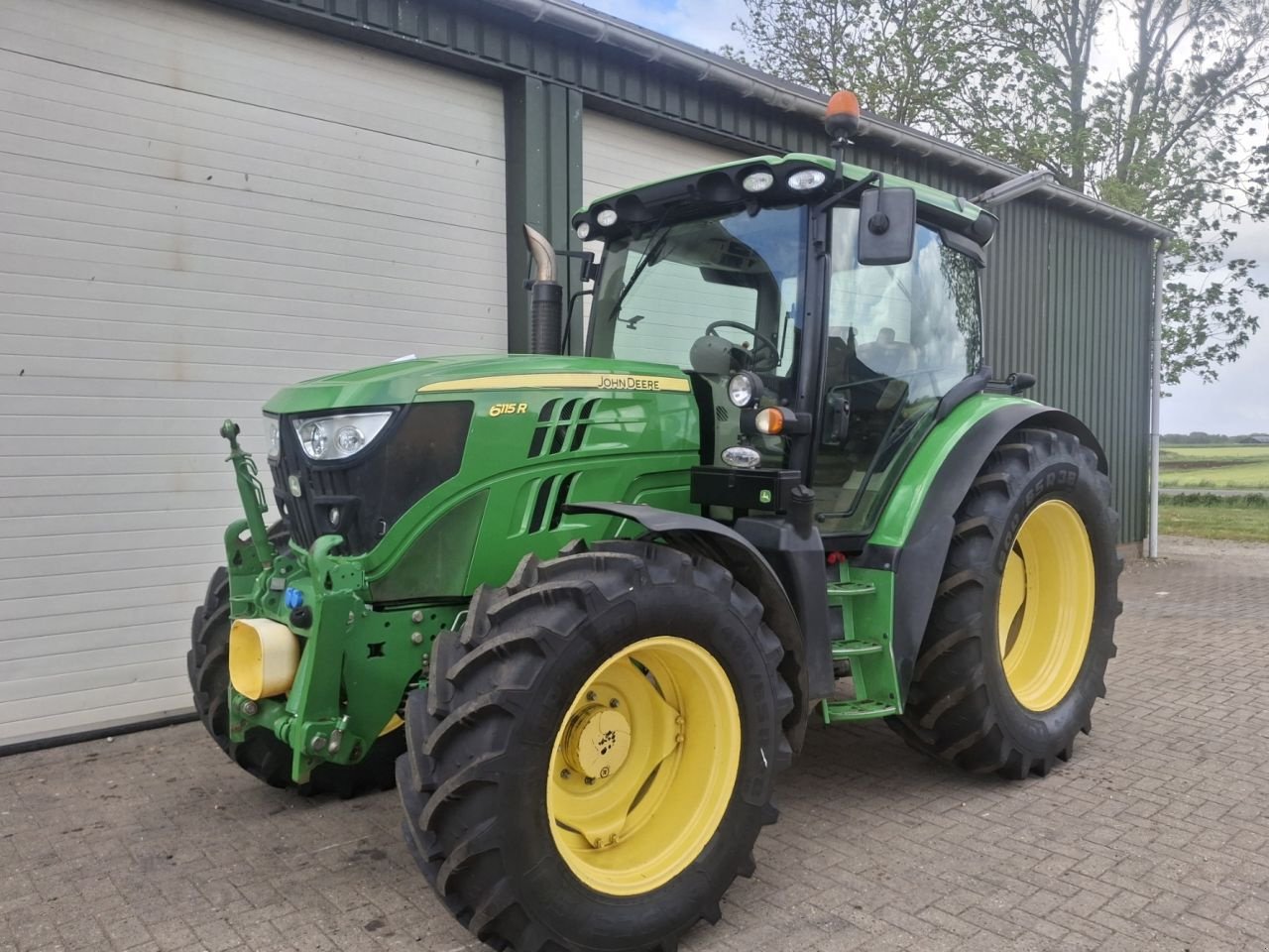 Traktor del tipo John Deere 6115R, Gebrauchtmaschine en Witte paarden (Imagen 1)