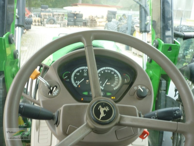 Traktor des Typs John Deere 6115R, Gebrauchtmaschine in Pegnitz-Bronn (Bild 8)