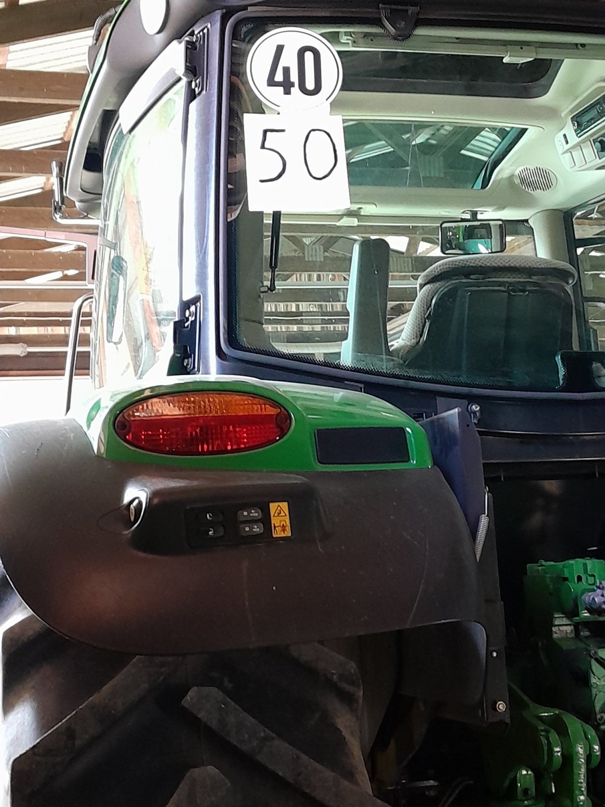 Traktor typu John Deere 6115R, Gebrauchtmaschine v Bamberg (Obrázek 4)