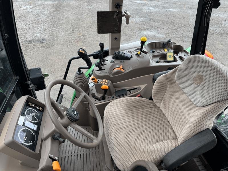 Traktor del tipo John Deere 6115RC, Gebrauchtmaschine In Wargnies Le Grand (Immagine 5)