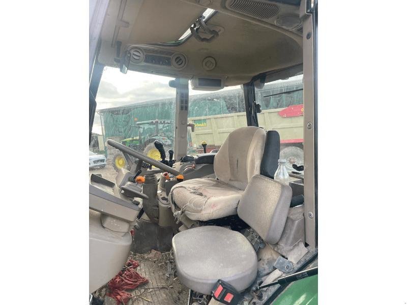 Traktor типа John Deere 6115RC, Gebrauchtmaschine в SAINT GENEST D'AMBIERE (Фотография 5)