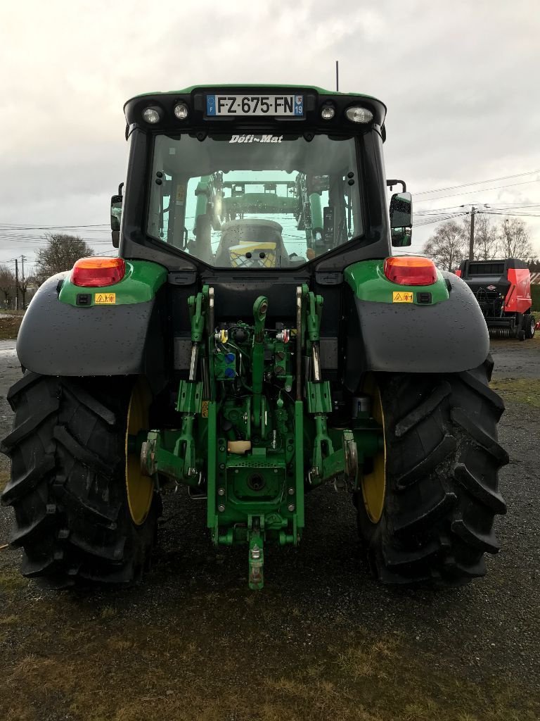 Traktor типа John Deere 6120 M AUTOQUAD, Gebrauchtmaschine в UZERCHE (Фотография 5)