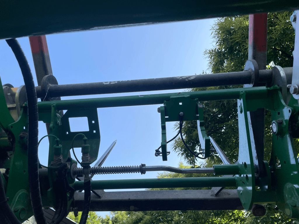 Traktor του τύπου John Deere 6120 M AUTOQUAD, Gebrauchtmaschine σε UZERCHE (Φωτογραφία 10)