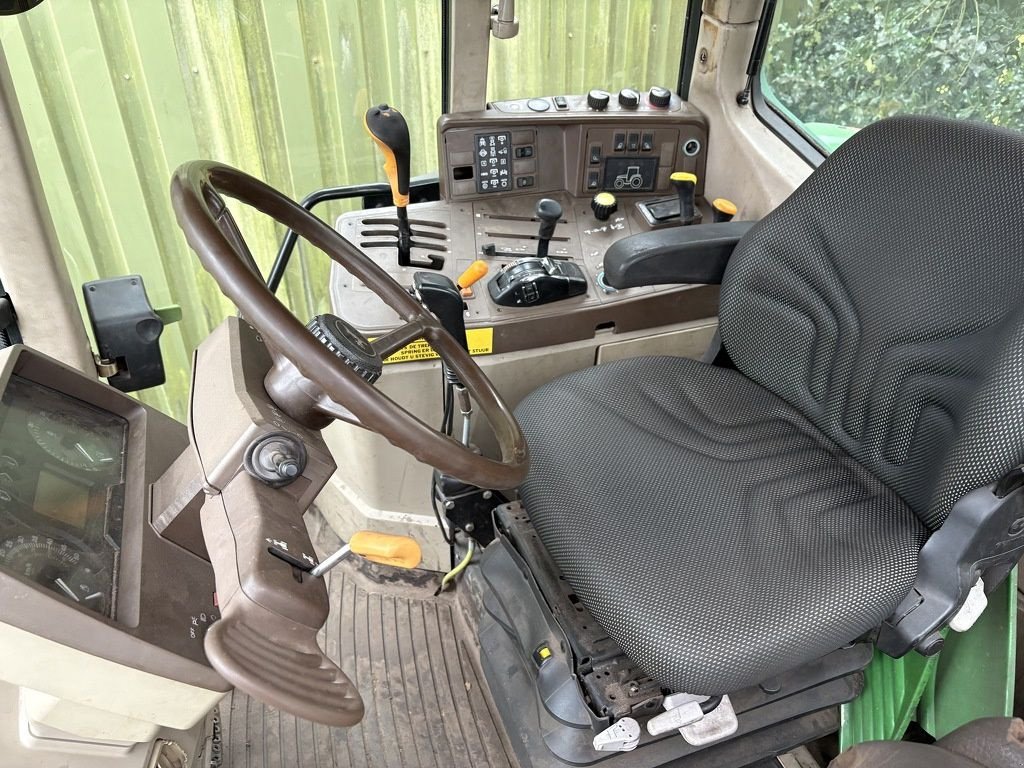 Traktor of the type John Deere 6120 premium, Gebrauchtmaschine in Kronenberg (Picture 3)