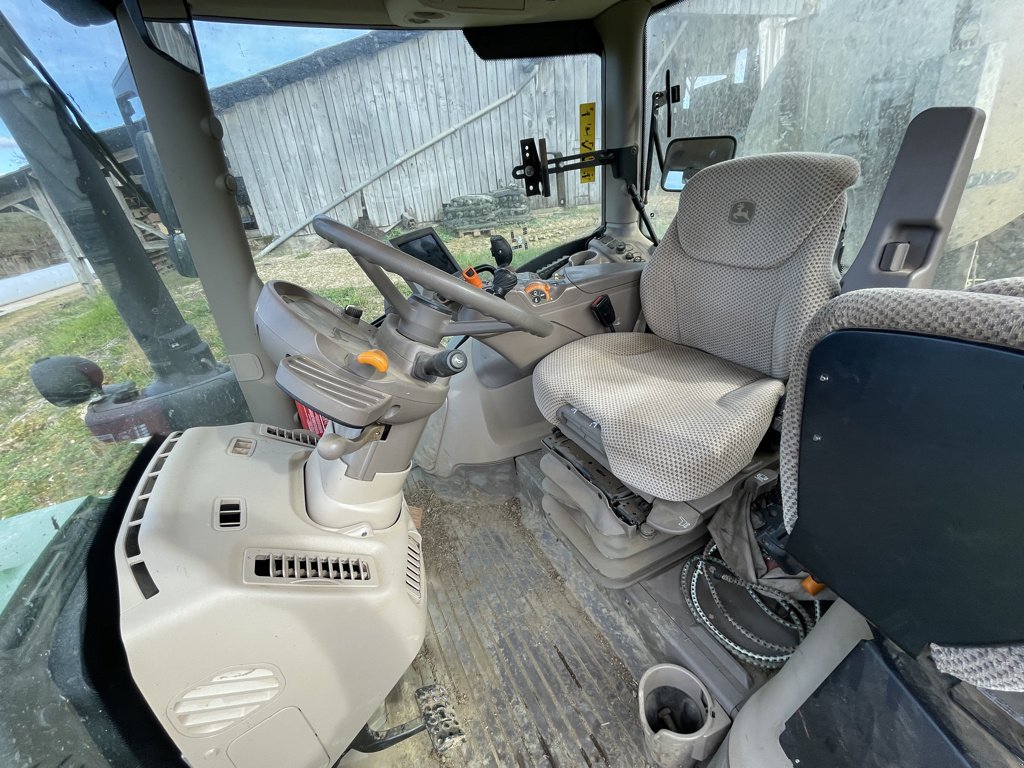 Traktor του τύπου John Deere 6120 R AUTOPOWER ., Gebrauchtmaschine σε UZERCHE (Φωτογραφία 5)