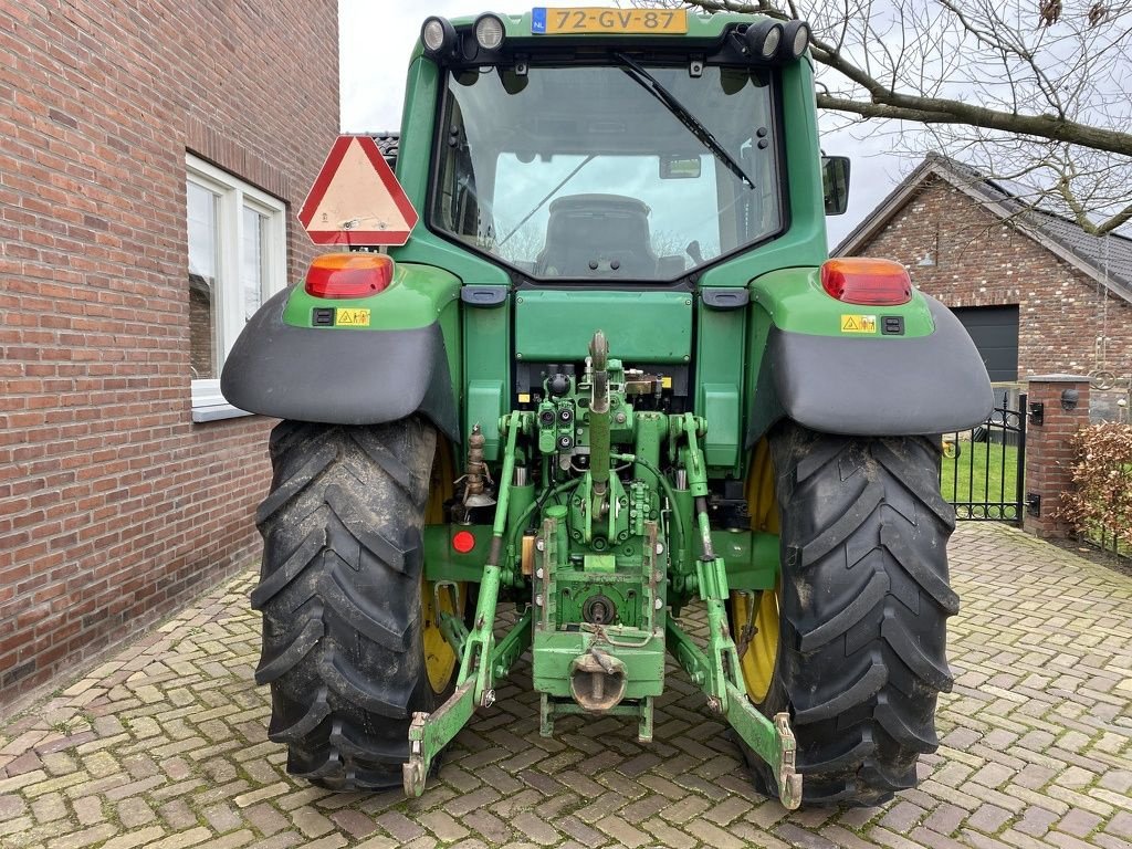 Traktor типа John Deere 6120, Gebrauchtmaschine в Kronenberg (Фотография 3)