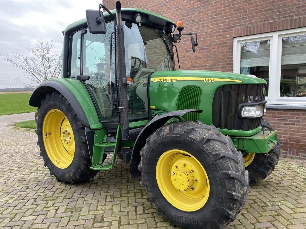 Traktor типа John Deere 6120, Gebrauchtmaschine в Kronenberg (Фотография 1)