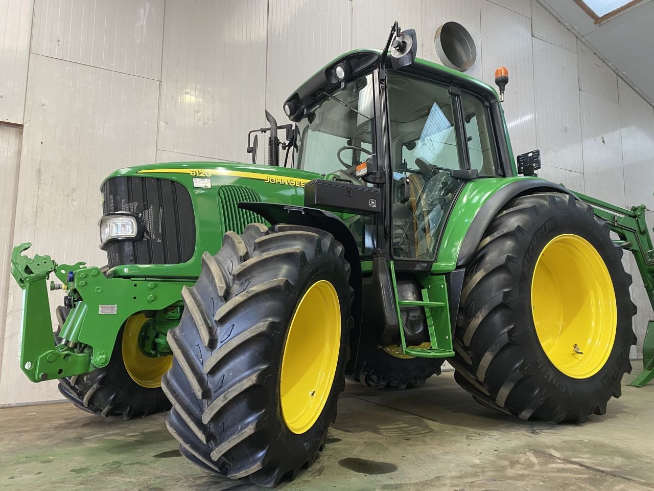 Traktor типа John Deere 6120, Gebrauchtmaschine в Den Horn (Фотография 2)