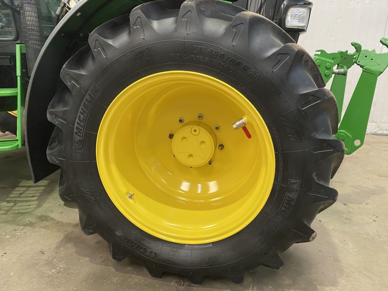 Traktor типа John Deere 6120, Gebrauchtmaschine в Den Horn (Фотография 8)