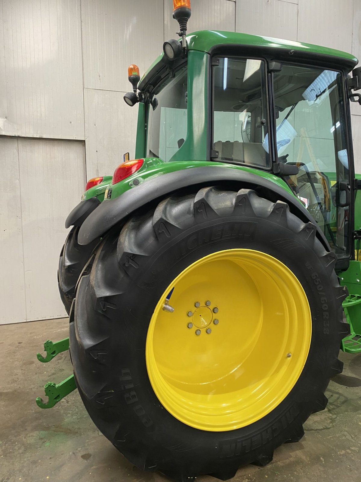 Traktor типа John Deere 6120, Gebrauchtmaschine в Den Horn (Фотография 7)