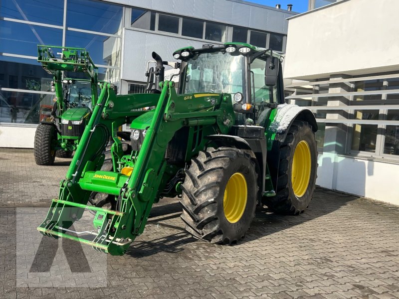 Traktor типа John Deere 6120M 6120 M mit Frontlader, Gebrauchtmaschine в Regensburg (Фотография 1)