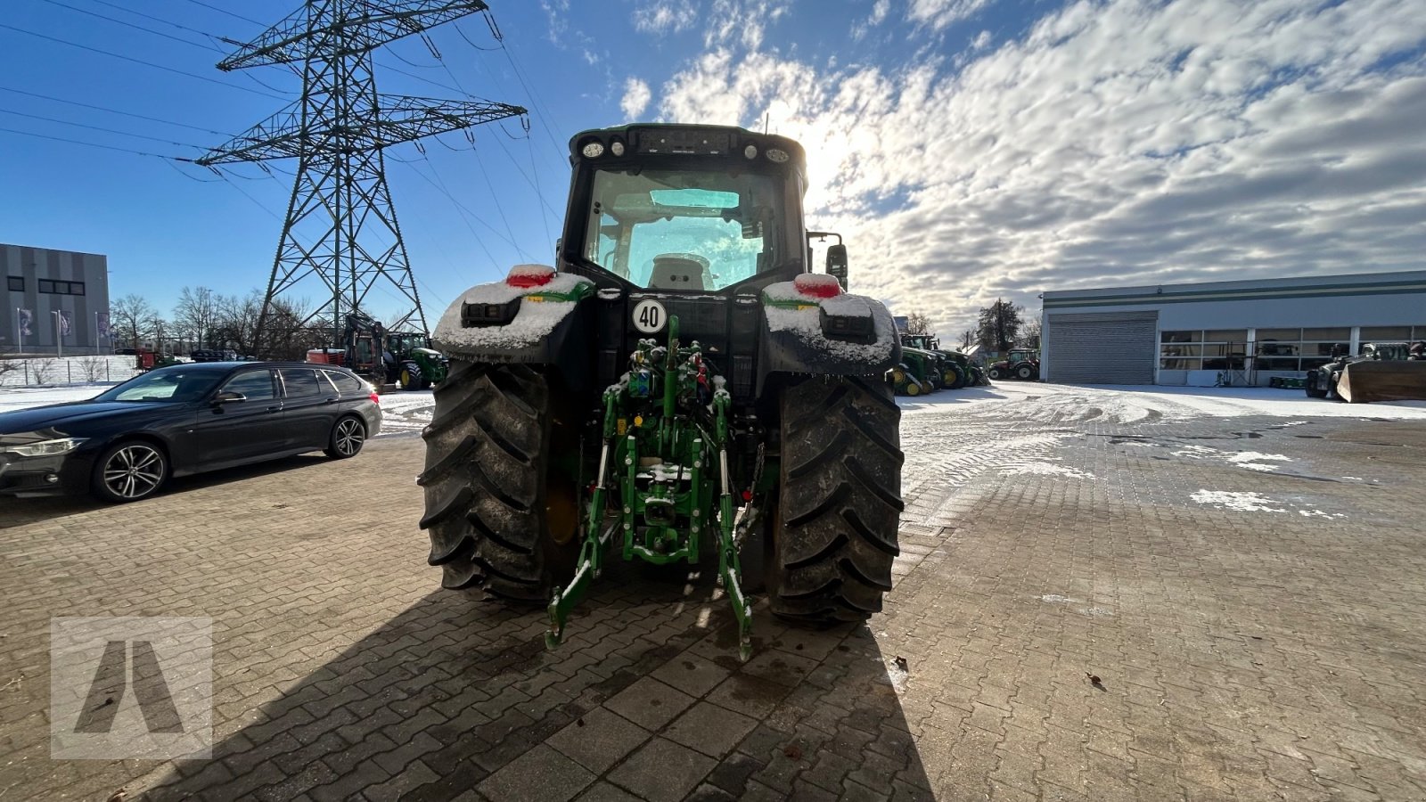 Traktor от тип John Deere 6120M 6120 M mit Frontlader, Gebrauchtmaschine в Regensburg (Снимка 7)