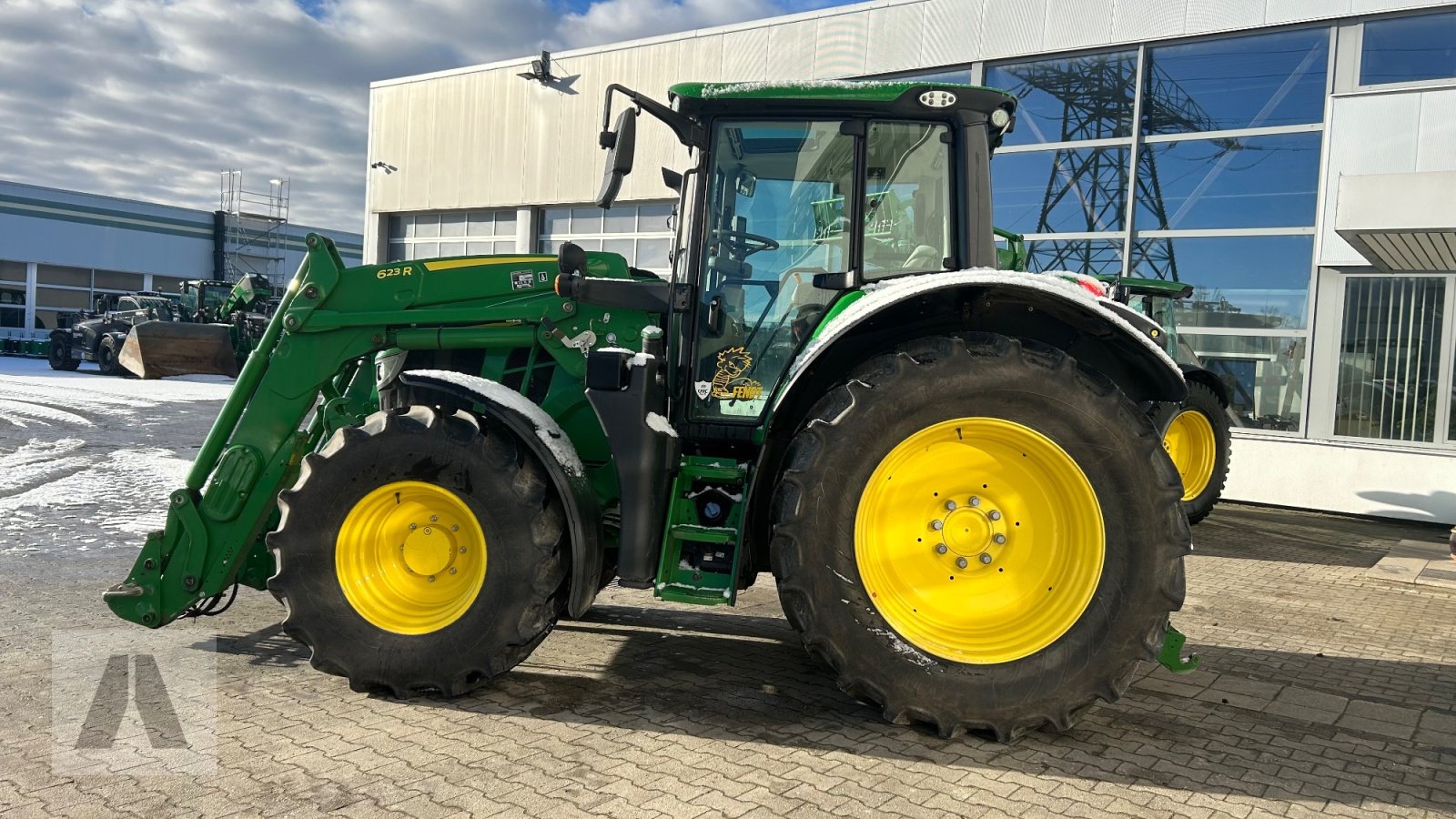 Traktor от тип John Deere 6120M 6120 M mit Frontlader, Gebrauchtmaschine в Regensburg (Снимка 8)