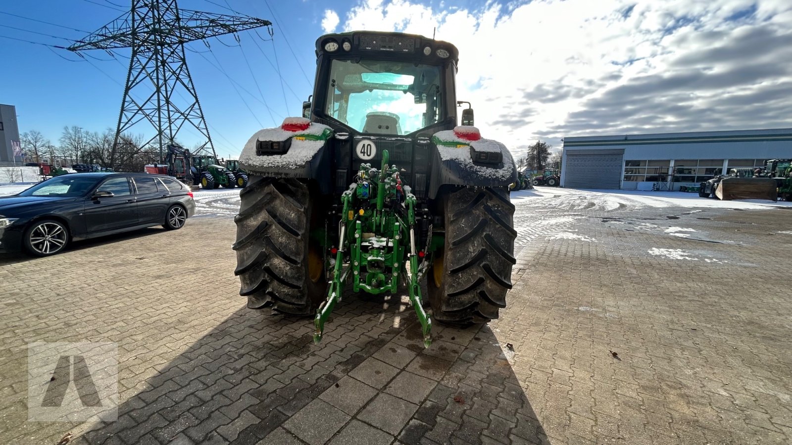 Traktor от тип John Deere 6120M 6120 M mit Frontlader, Gebrauchtmaschine в Regensburg (Снимка 9)