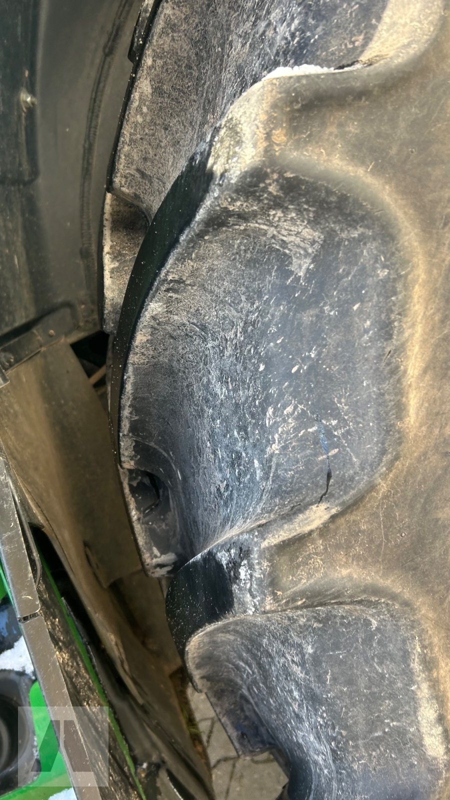 Traktor от тип John Deere 6120M 6120 M mit Frontlader, Gebrauchtmaschine в Regensburg (Снимка 12)