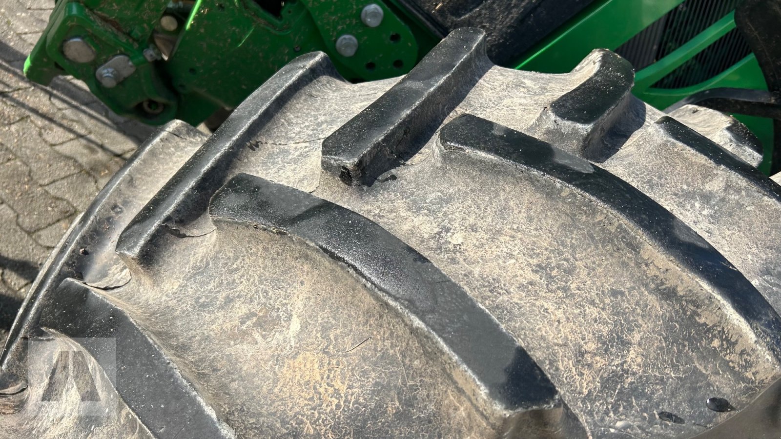 Traktor от тип John Deere 6120M 6120 M mit Frontlader, Gebrauchtmaschine в Regensburg (Снимка 14)