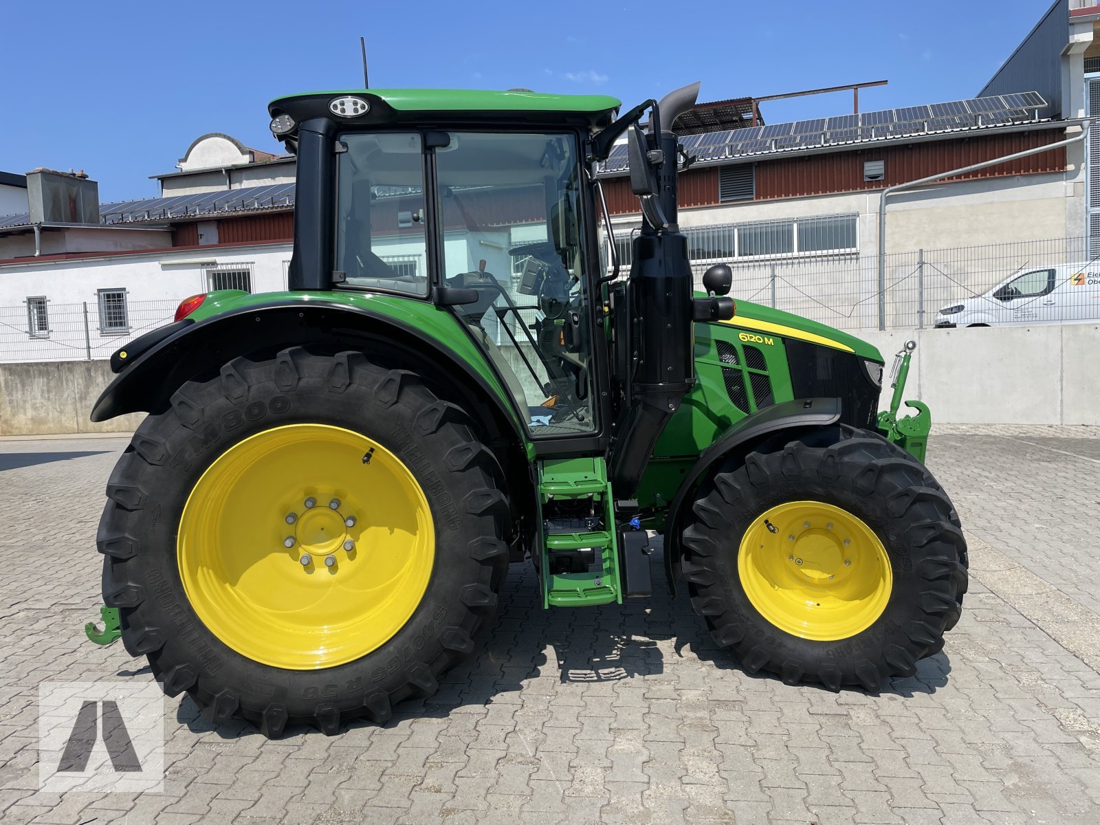 Traktor типа John Deere 6120M 6120 M, Gebrauchtmaschine в Eggenfelden (Фотография 10)