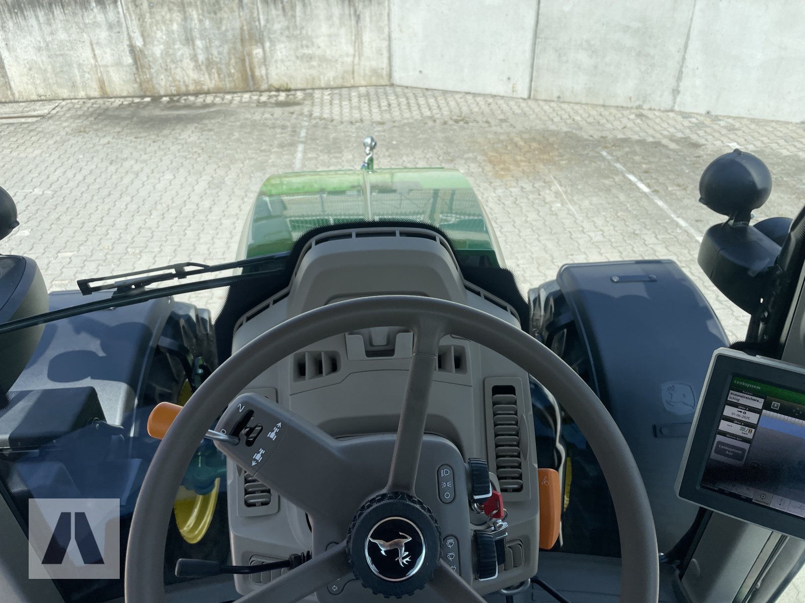 Traktor типа John Deere 6120M 6120 M, Gebrauchtmaschine в Eggenfelden (Фотография 17)