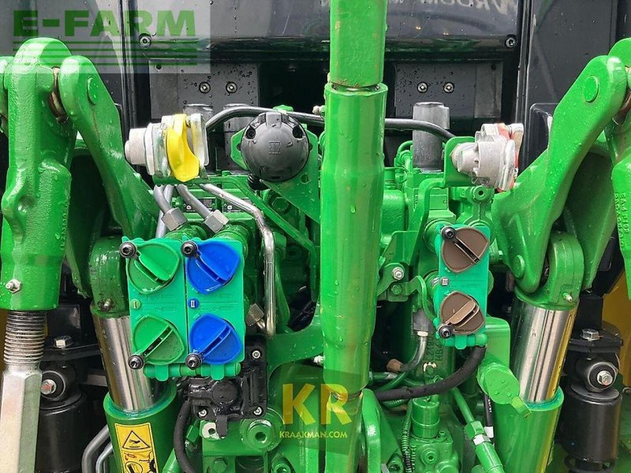 Traktor van het type John Deere 6120m #779849, Gebrauchtmaschine in STEENBERGEN (Foto 11)