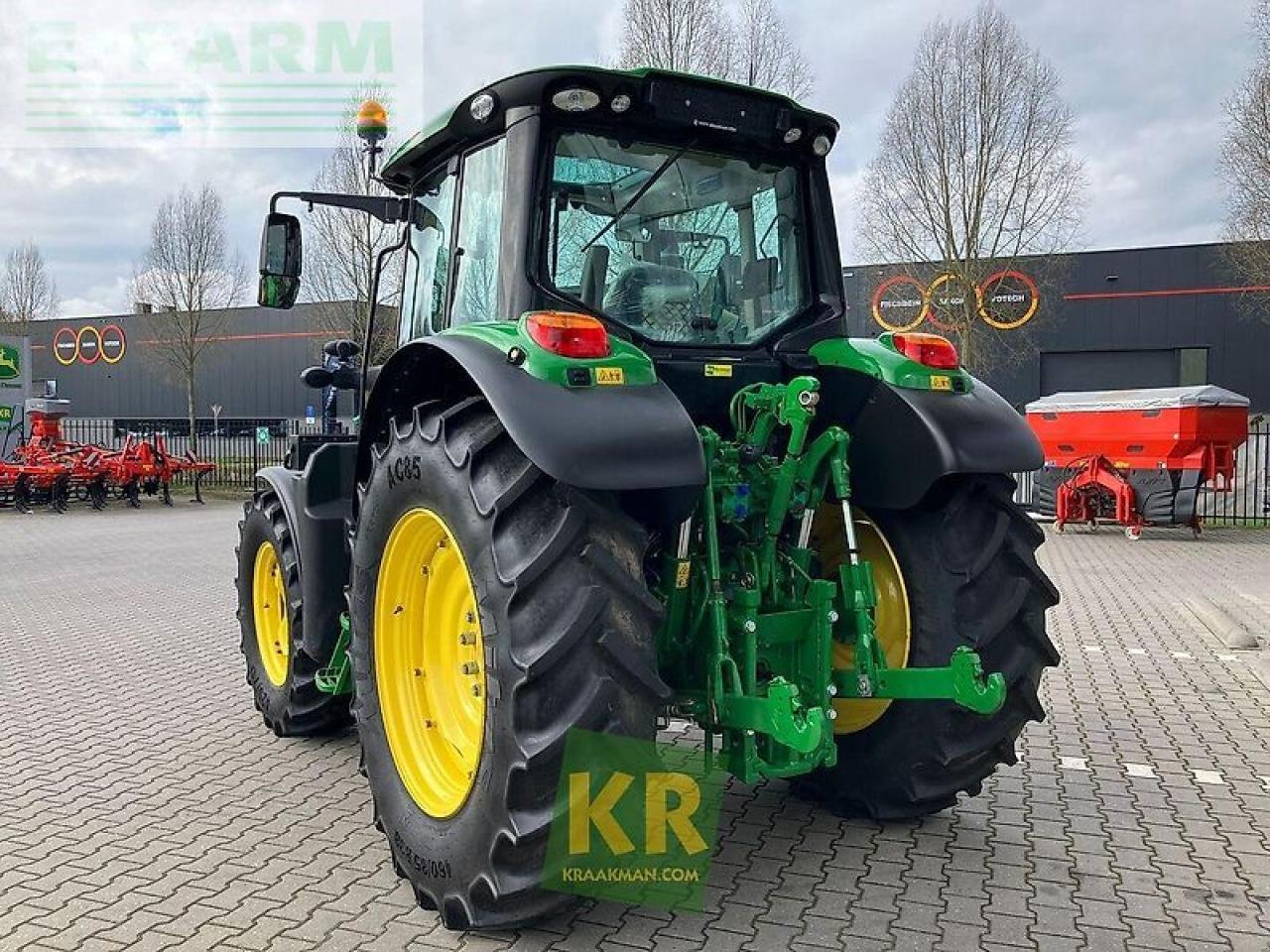 Traktor van het type John Deere 6120m #779850, Gebrauchtmaschine in STEENBERGEN (Foto 4)