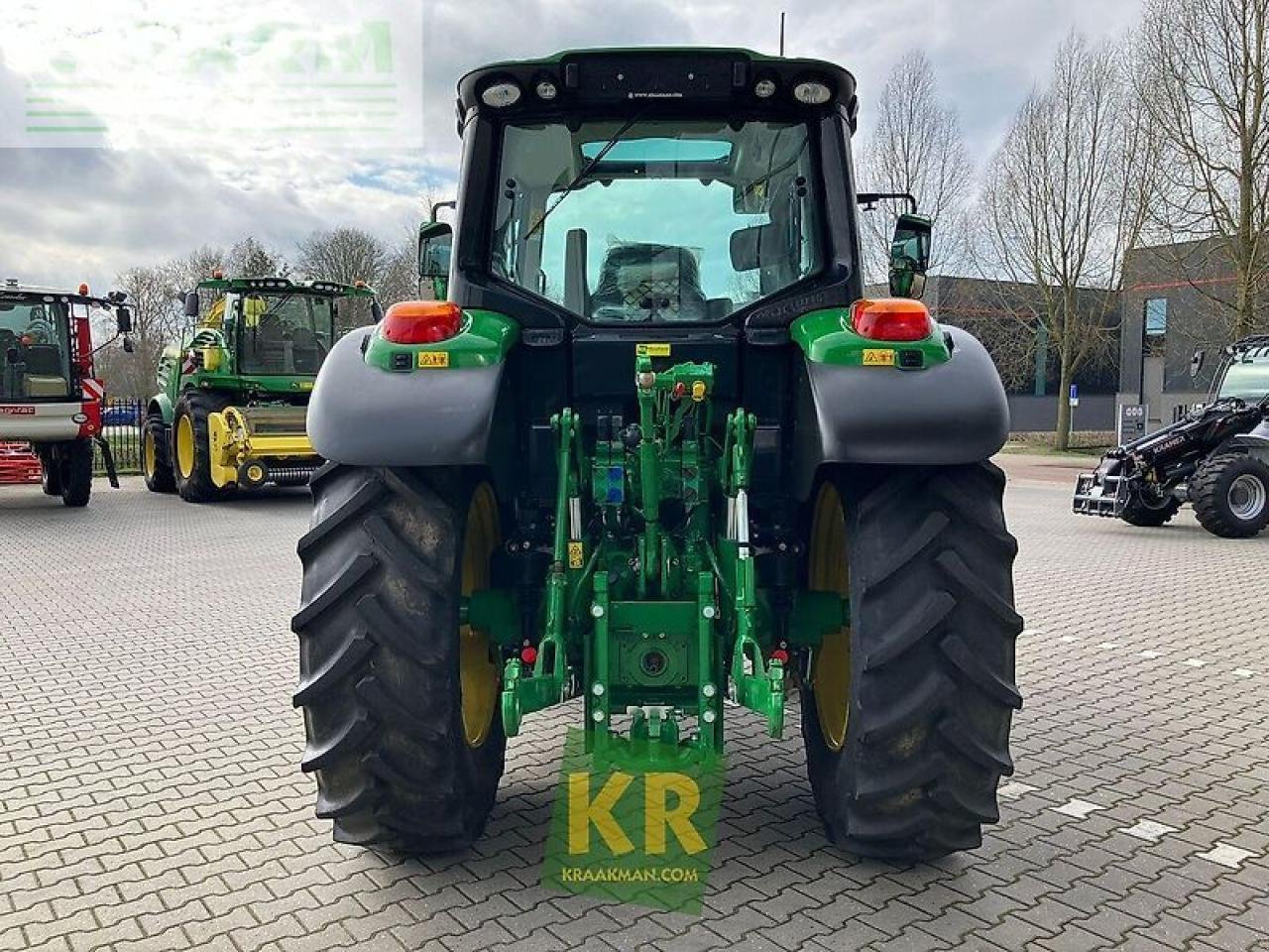Traktor van het type John Deere 6120m #779850, Gebrauchtmaschine in STEENBERGEN (Foto 5)