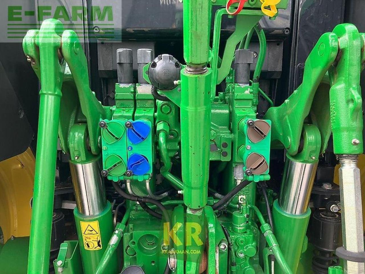 Traktor van het type John Deere 6120m #779850, Gebrauchtmaschine in STEENBERGEN (Foto 18)