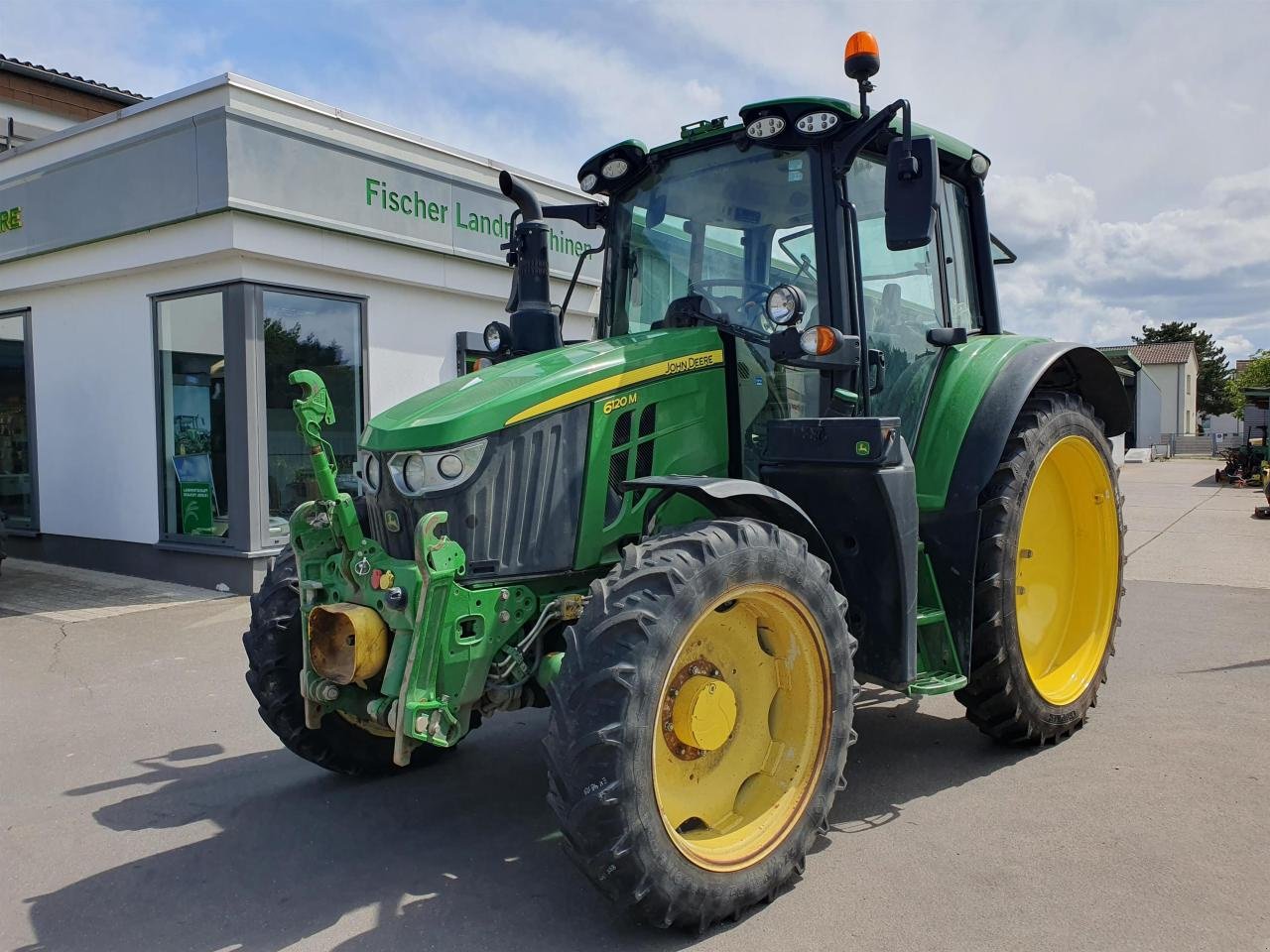 Traktor van het type John Deere 6120M AP, Gebrauchtmaschine in Niederkirchen (Foto 3)