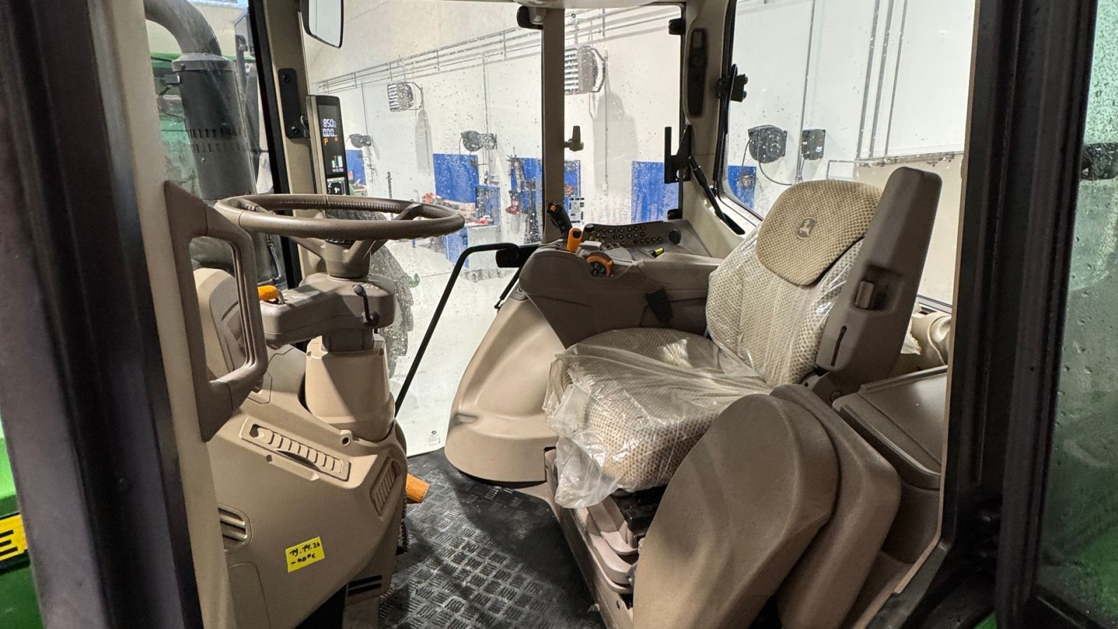 Traktor van het type John Deere 6120M AUTOPOWER OG ALT I UDSTYR! KUN 450 TIMER!, Gebrauchtmaschine in Nørager (Foto 11)