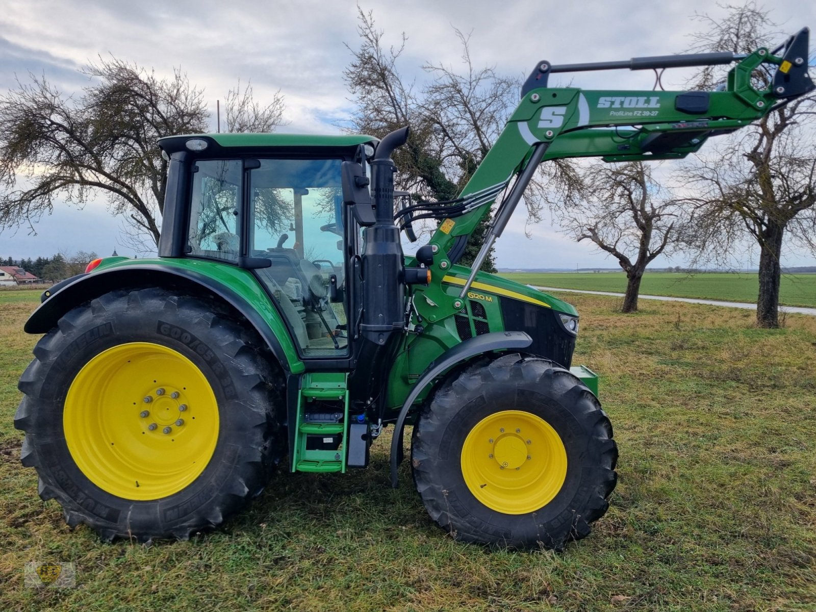 Traktor tip John Deere 6120M AutoPowr Frontlader, Gebrauchtmaschine in Willanzheim (Poză 7)
