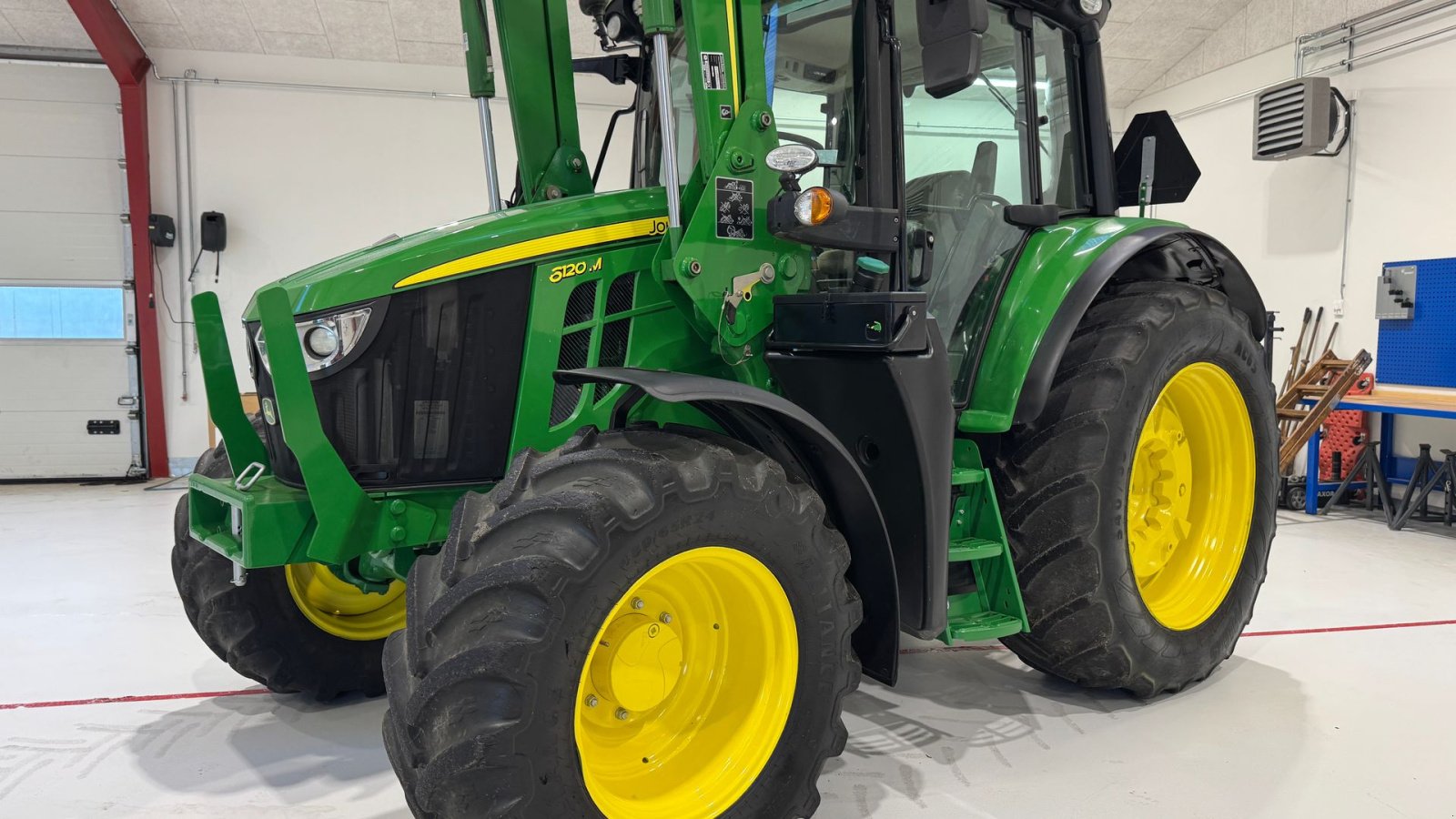 Traktor del tipo John Deere 6120M KUN 3300 TIMER!, Gebrauchtmaschine en Nørager (Imagen 21)