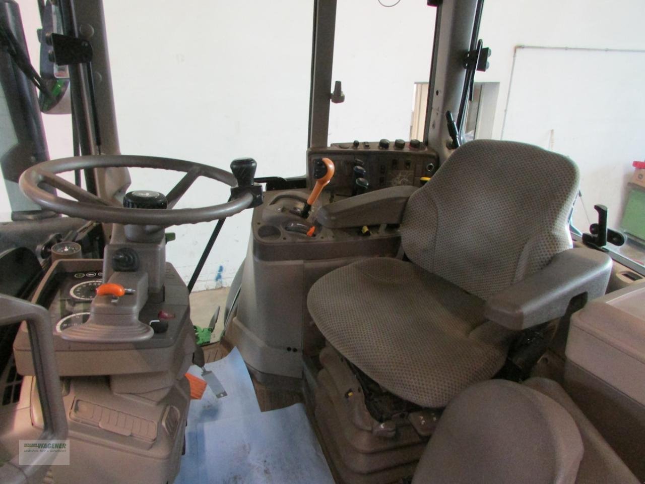 Traktor tipa John Deere 6120M  PQ+ 40, Gebrauchtmaschine u Bad Wildungen - Wega (Slika 3)