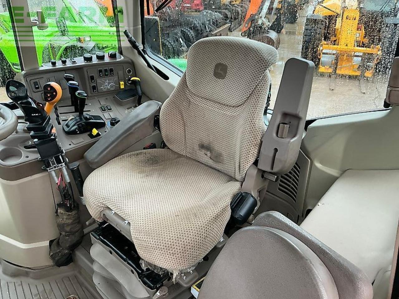 Traktor of the type John Deere 6120m tractor (st25511), Gebrauchtmaschine in SHAFTESBURY (Picture 20)